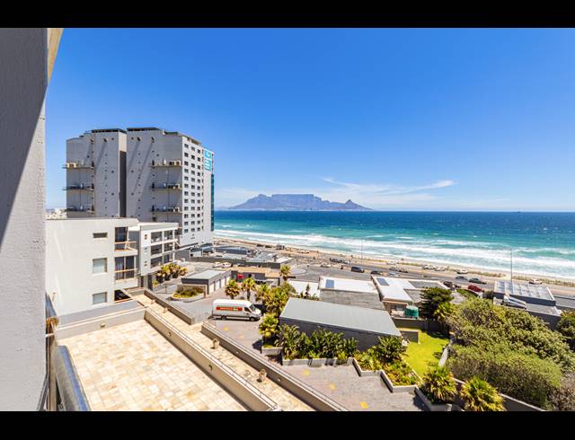 1 BEDROOM SECTIONAL TITLE FOR SALE IN BEACHFRONT